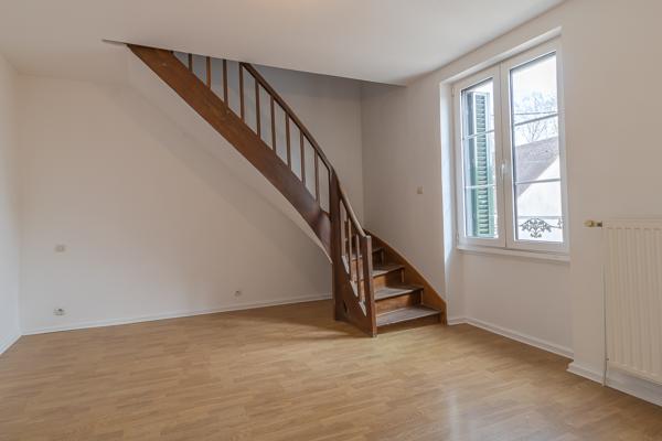 Maison La Vernelle 6 pièce(s) 159 m2