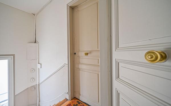 Appartement à vendre    1 pièce • 23,03 m2 Clichy