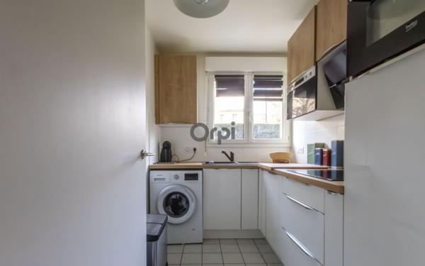 Appartement à vendre    2 pièces • 49,81 m2 Le Plessis-Robinson