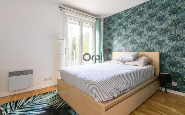 Appartement à vendre    2 pièces • 49,81 m2 Le Plessis-Robinson