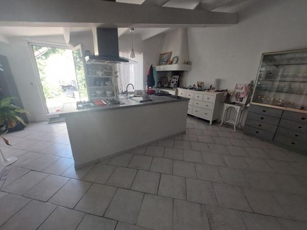 Vend deux maisons sur parcelle de 1290m² a Marignane