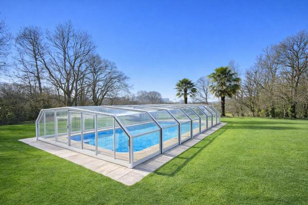 Maison de charme en pierres de 149 m2, Piscine chauffée, À 3 min de Plouay, 15 min de Lorient, Agglomération de Lorient, 25 min du littoral
