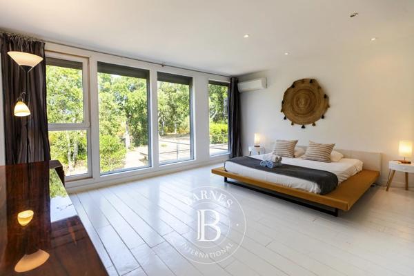 Sainte-Lucie-de-Porto-Vecchio, Villa 8 Chambres -  261 m² à vendre