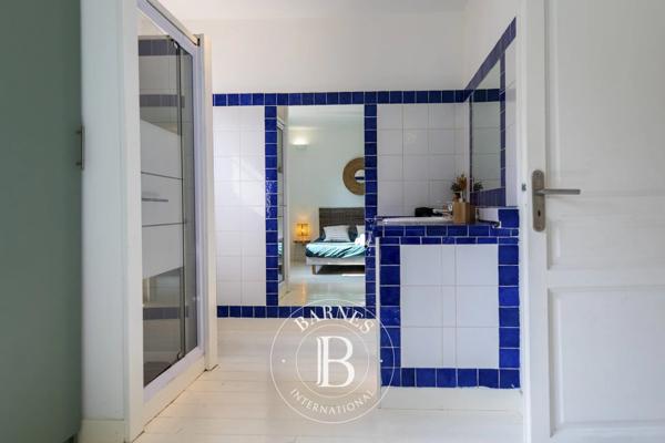 Sainte-Lucie-de-Porto-Vecchio, Villa 8 Chambres -  261 m² à vendre