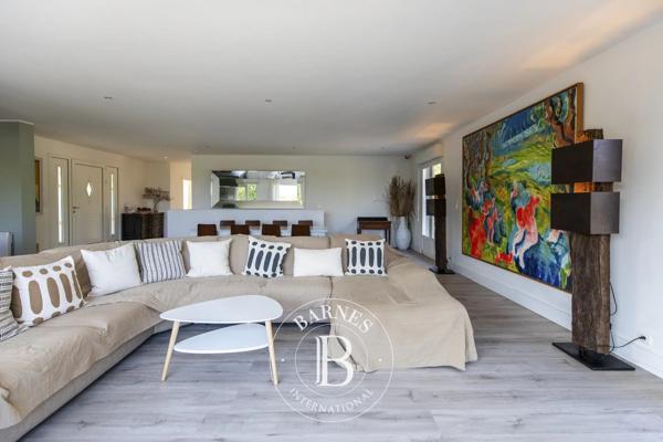 Sainte-Lucie-de-Porto-Vecchio, Villa 8 Chambres -  261 m² à vendre