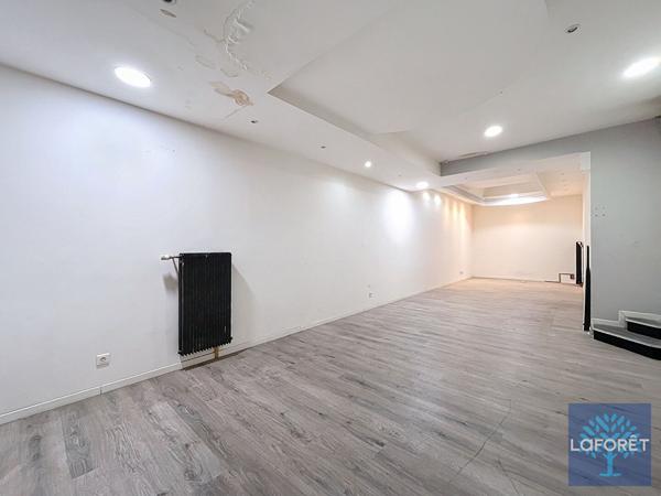 Location local commercial Saint-Dizier - 161 m² - 1 630 €/mois