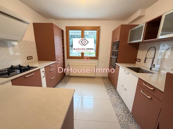 Maison à vendre 6 pièces de 142 m²
