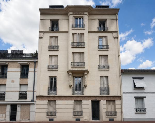 Saint-Cloud - Quartier des Coteaux Appartement 2 pièces traversant · 53,71 m² · Cave Saint-Cloud (92210)