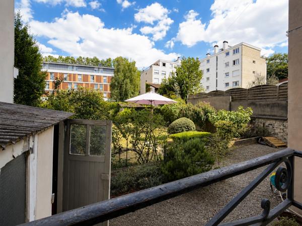 Saint-Cloud - Quartier des Coteaux Appartement 2 pièces traversant · 53,71 m² · Cave Saint-Cloud (92210)