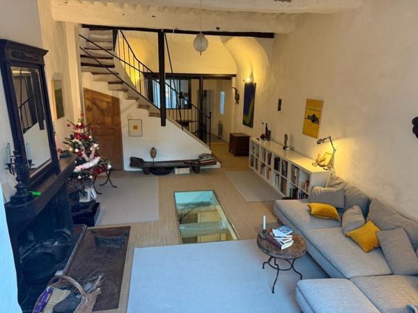 maison 8 pièces 210m2