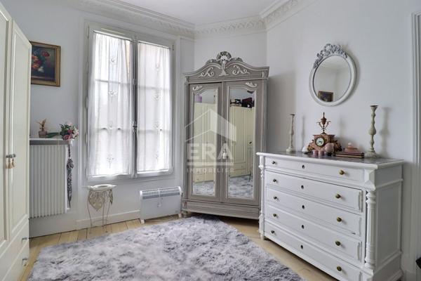 ERA COLOMBES : Splendide Appartement Haussmannien en Plein Centre-Ville