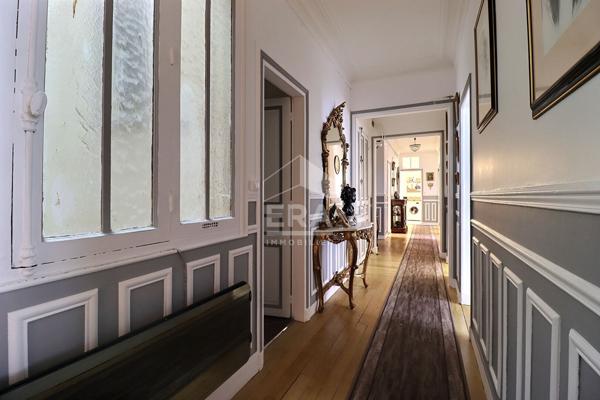 ERA COLOMBES : Splendide Appartement Haussmannien en Plein Centre-Ville