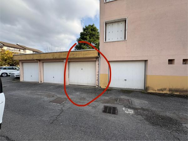 Parking / box Pontcharra 14.4 m2