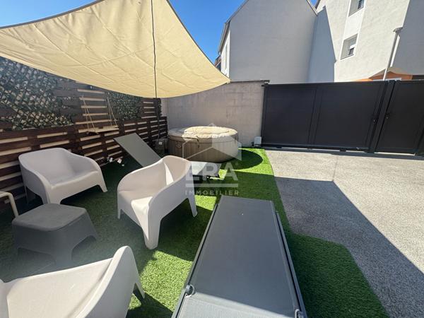 ROOFTOP APPARTEMENT  1ER ETAGE  ROOFTOP DUPLEX  TERRASSE  TERRAIN PRIVATIF BAVILLIERS