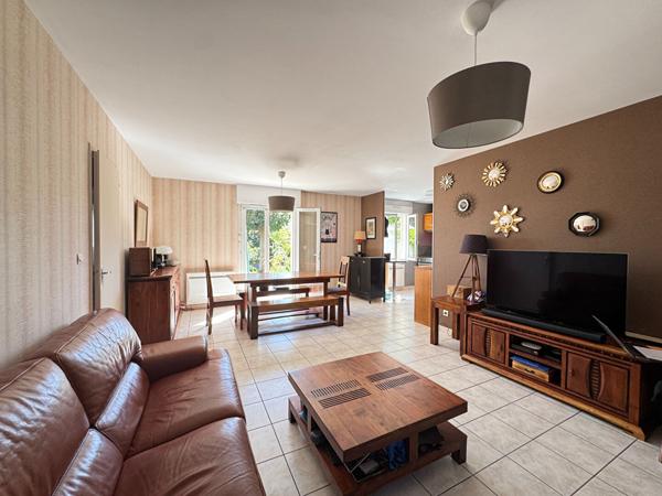 POITIERS - Maison de plain-pied de type 3 avec jardin et garage , Poitiers