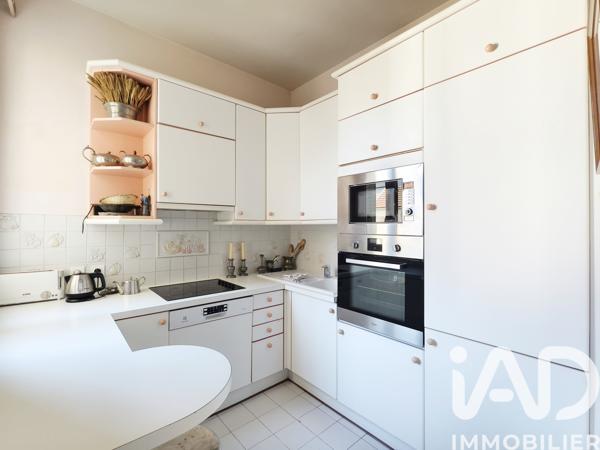Appartement à vendre 4 pièces 78,06 m² Suresnes