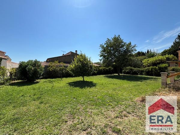 Maison Orange 3 pièces 84 m2 - Garages - Terrasse - Jardin