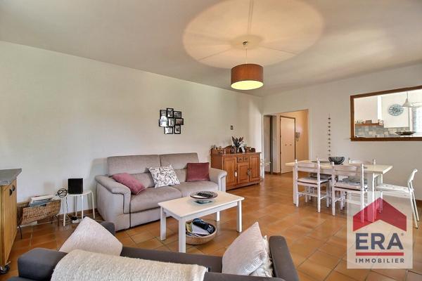 Maison Orange 3 pièces 84 m2 - Garages - Terrasse - Jardin