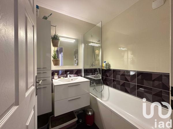 Appartement à vendre 3 pièces 67 m² Saint-Cyr-l'École