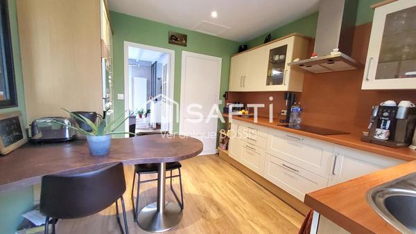 Maison familiale lumineuse avec véranda et jardin impeccable – 127 m² – 4 chambres- espace camping car