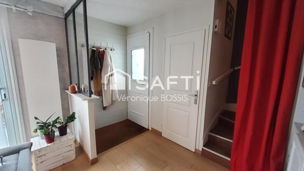 Maison familiale lumineuse avec véranda et jardin impeccable – 127 m² – 4 chambres- espace camping car