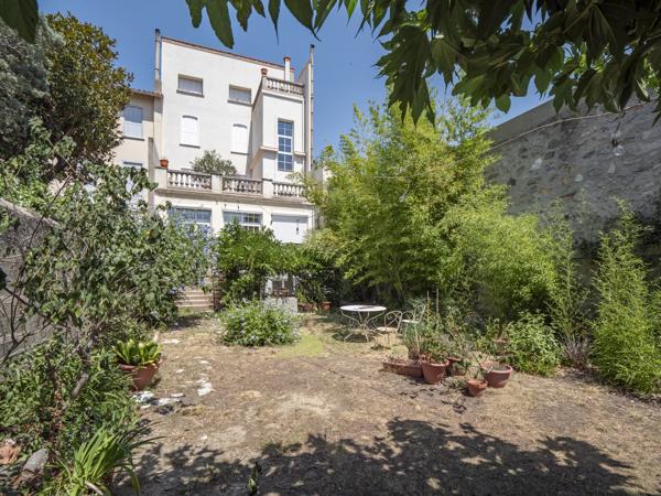 MAISON DE MAÎTRE, 290m², JARDIN ARBORE, ILLE SUR TET