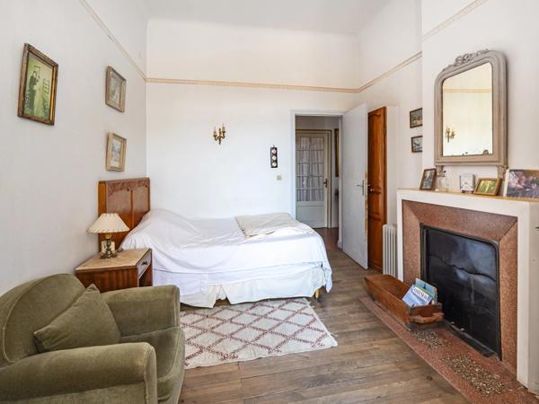 MAISON DE MAÎTRE, 290m², JARDIN ARBORE, ILLE SUR TET