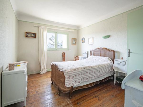 MAISON DE MAÎTRE, 290m², JARDIN ARBORE, ILLE SUR TET