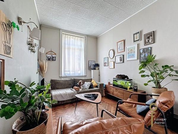 Maison mitoyenne 2 côtés Tourcoing Secteur Tourcoing-Neuville en Ferrain 97 m²