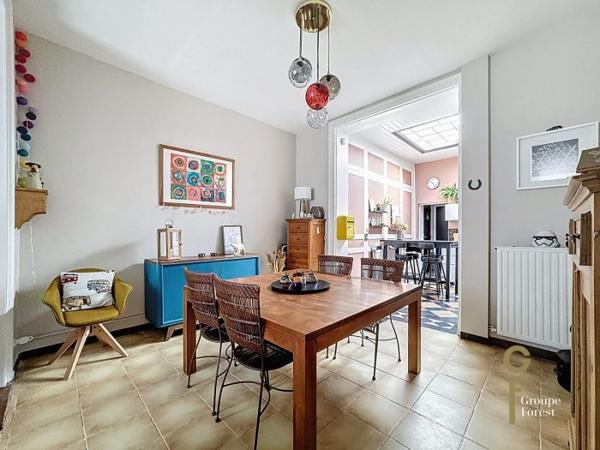 Maison mitoyenne 2 côtés Tourcoing Secteur Tourcoing-Neuville en Ferrain 97 m²