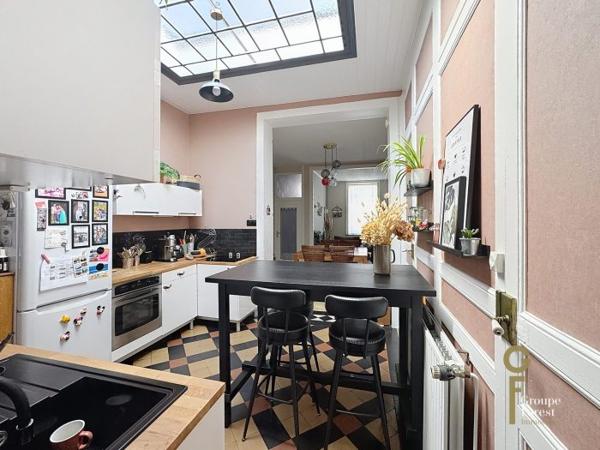 Maison mitoyenne 2 côtés Tourcoing Secteur Tourcoing-Neuville en Ferrain 97 m²