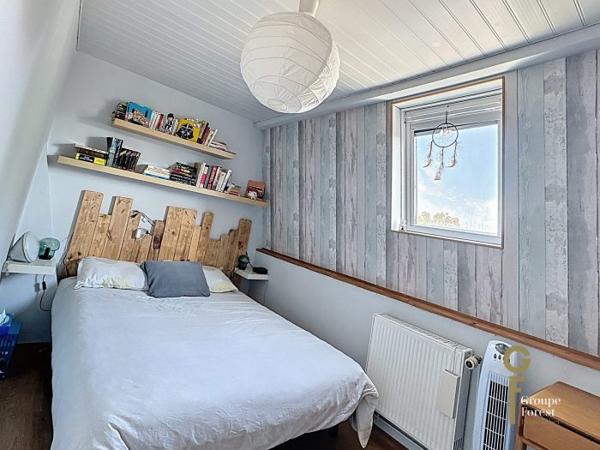 Maison mitoyenne 2 côtés Tourcoing Secteur Tourcoing-Neuville en Ferrain 97 m²