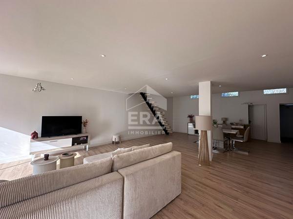 CHATEAURENARD - Maison de ville neuve 150 m2 avec cour