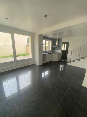 Maison de ville - Meaux centre ville - proche gare - hopital