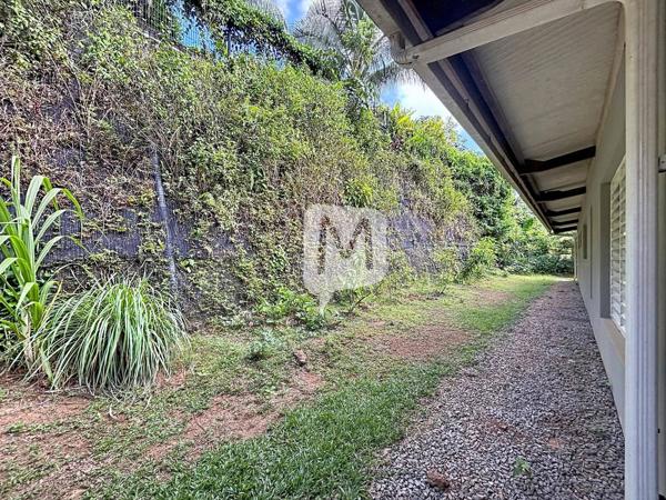 DPT GUYANE, À LOUER REMIRE MONTJOLY Villa T5 de 125 m2