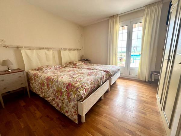 Ensemble : 2 maisons de plain-pied en parfait état