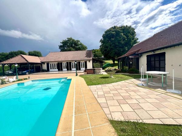 Ensemble : 2 maisons de plain-pied en parfait état