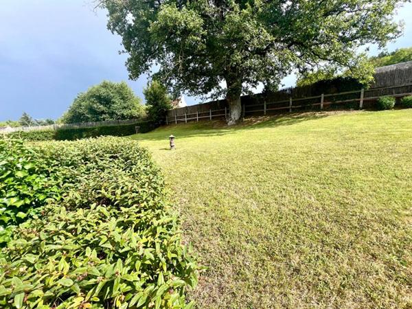 Ensemble : 2 maisons de plain-pied en parfait état