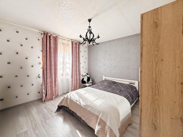 Pavillon individuel 5 chambres avec sous-sol complet ? Quartier Etion ? Charleville-Mézières 08000