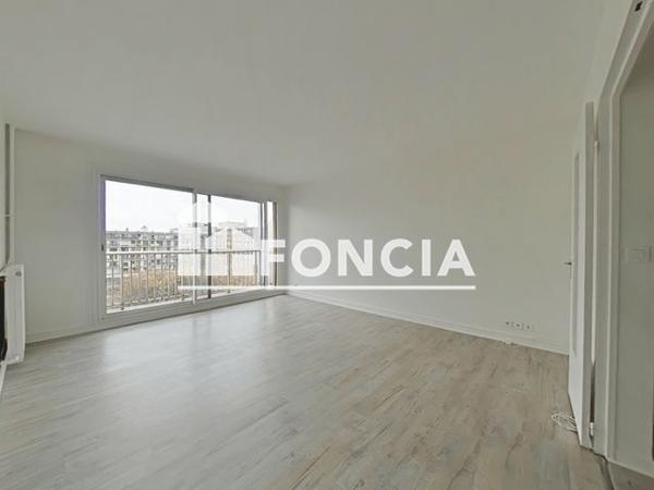 Location Appartement 3 pièces 74.1 m² - 4BIS, 6 à 12 PLACE CARNOT, 10 à 30 RUE DU GENERAL GALLIENI, ET RUE PIERRE TIMBAUD Rosny Sous Bois 93110