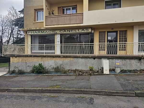 Exclusivité Guy Hoquet Rillieux - CREPIEUX LA PAPE - 3 rue des Verchères - Local professionnel à transformer en habitation