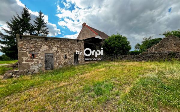 Maison à vendre    1 pièce •  Beaune-d'Allier