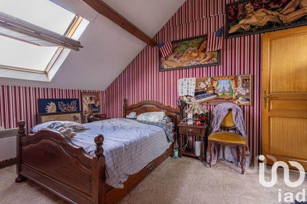 House for sale 13 rooms 365 m² Guerville