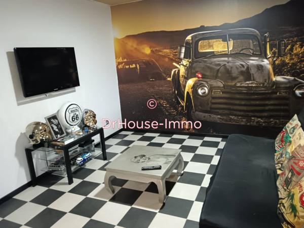 Loft / Atelier à vendre 3 pièces de 108 m²