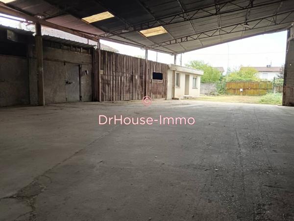 Loft / Atelier à vendre 3 pièces de 108 m²