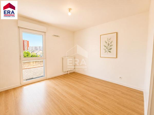 Appartement T5 récent avec garage double à vendre à Rennes - Sainte-Thérèse