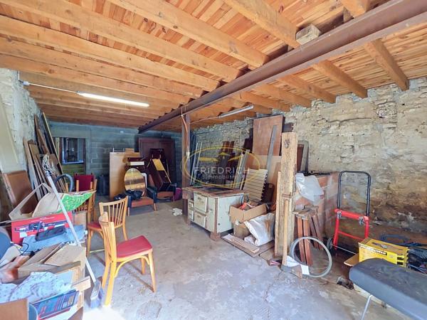 MAISON DE VILLAGE A RÉNOVER Couvertpuis