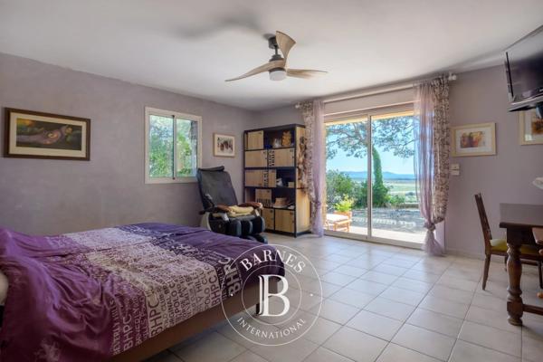 Hyères, Maison 4 Chambres -  320 m² à vendre