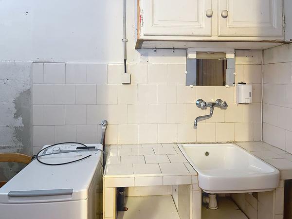 Maison indépendante Aix-en-provence  4 chambres parking et  garage piscinable