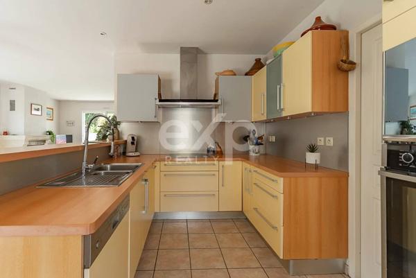 Maison chaleureuse avec piscine balinaise et jardin paysagé – Le Teich, Bassin d’Arcachon